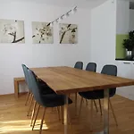 Ladina ديسنتس